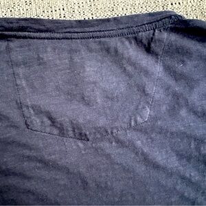 Robert Graham classic V-neck men’s T-shirt